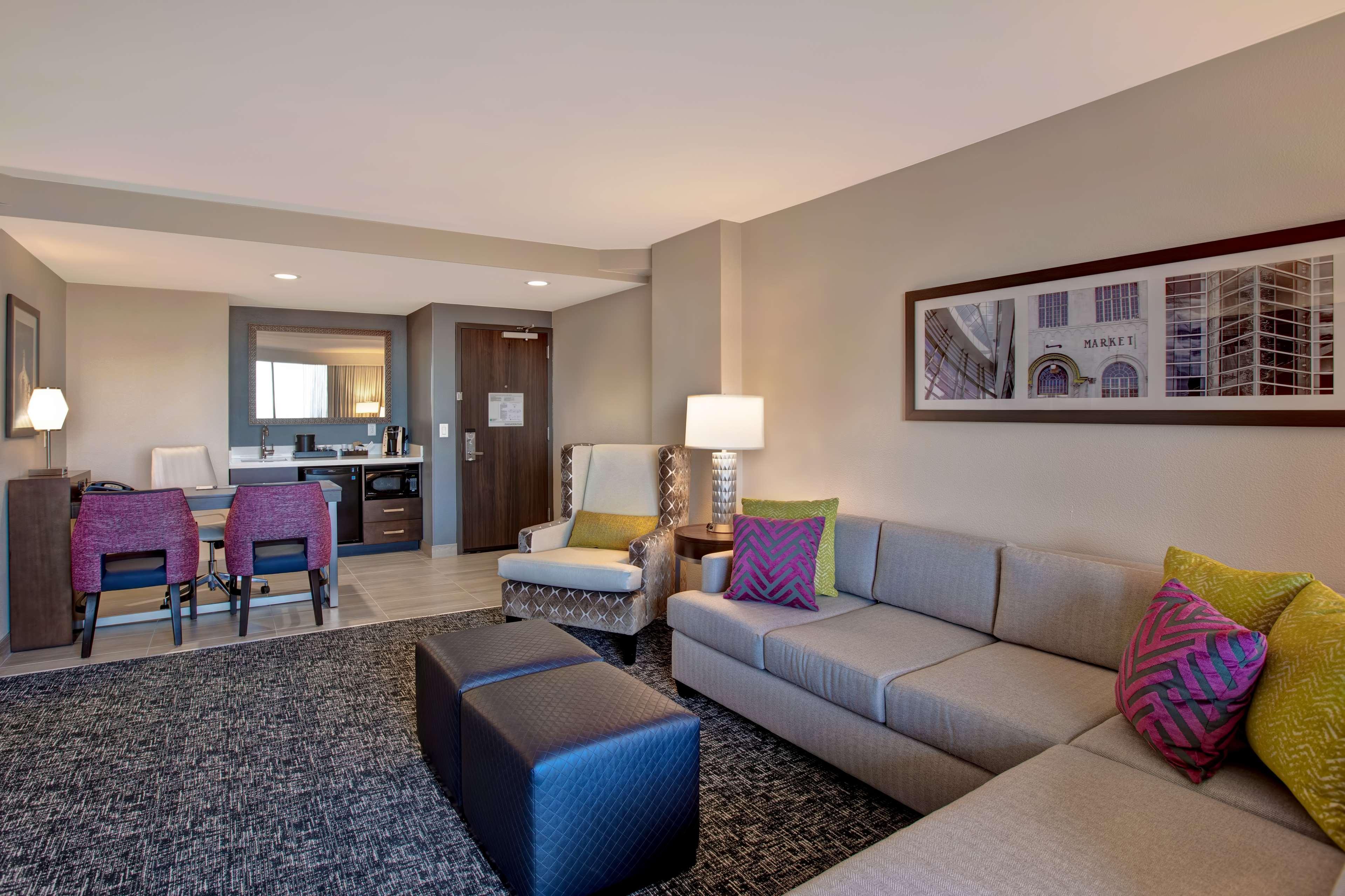 Embassy By Hilton Northwest